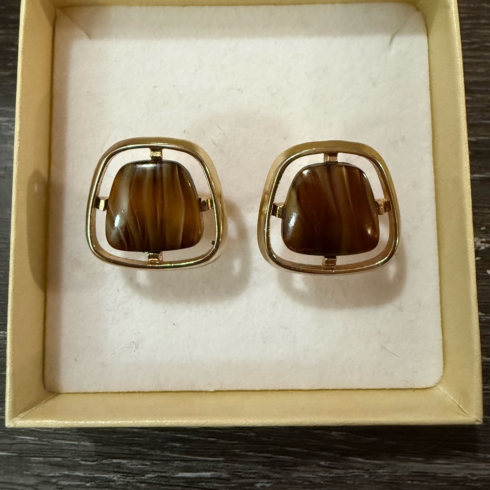 Gold and Brown Cuff Links